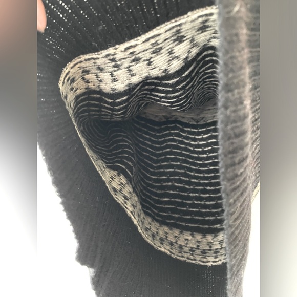 Handmade In Denmark 100% Wool Women’s Sweater - Size Small - Picture 3 of 5